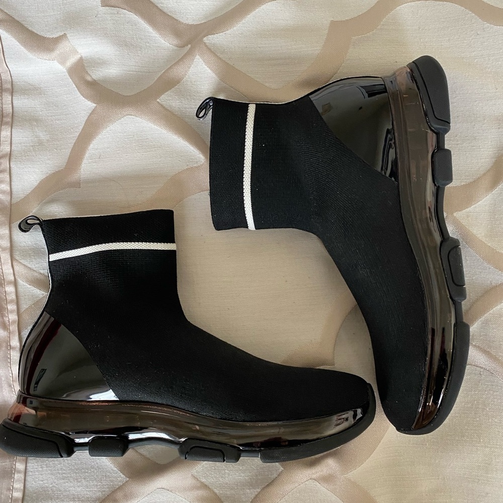 Michael Kors Sock Sneakers NWT